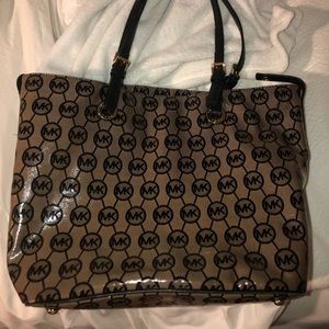 Michael Kors purse